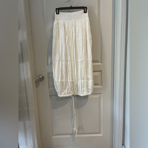 NEW Palmer Harding Cream Pleated Balloon Skir Size: XS (US 0/2, IT38, FR 34) - Picture 4 of 11